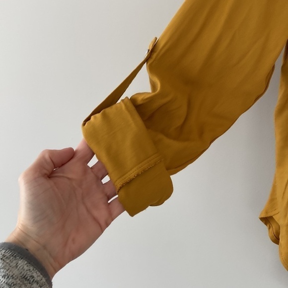 Knox Rose Long Sleeve Loose Button-Down Shirt XS - Picture 5 of 7